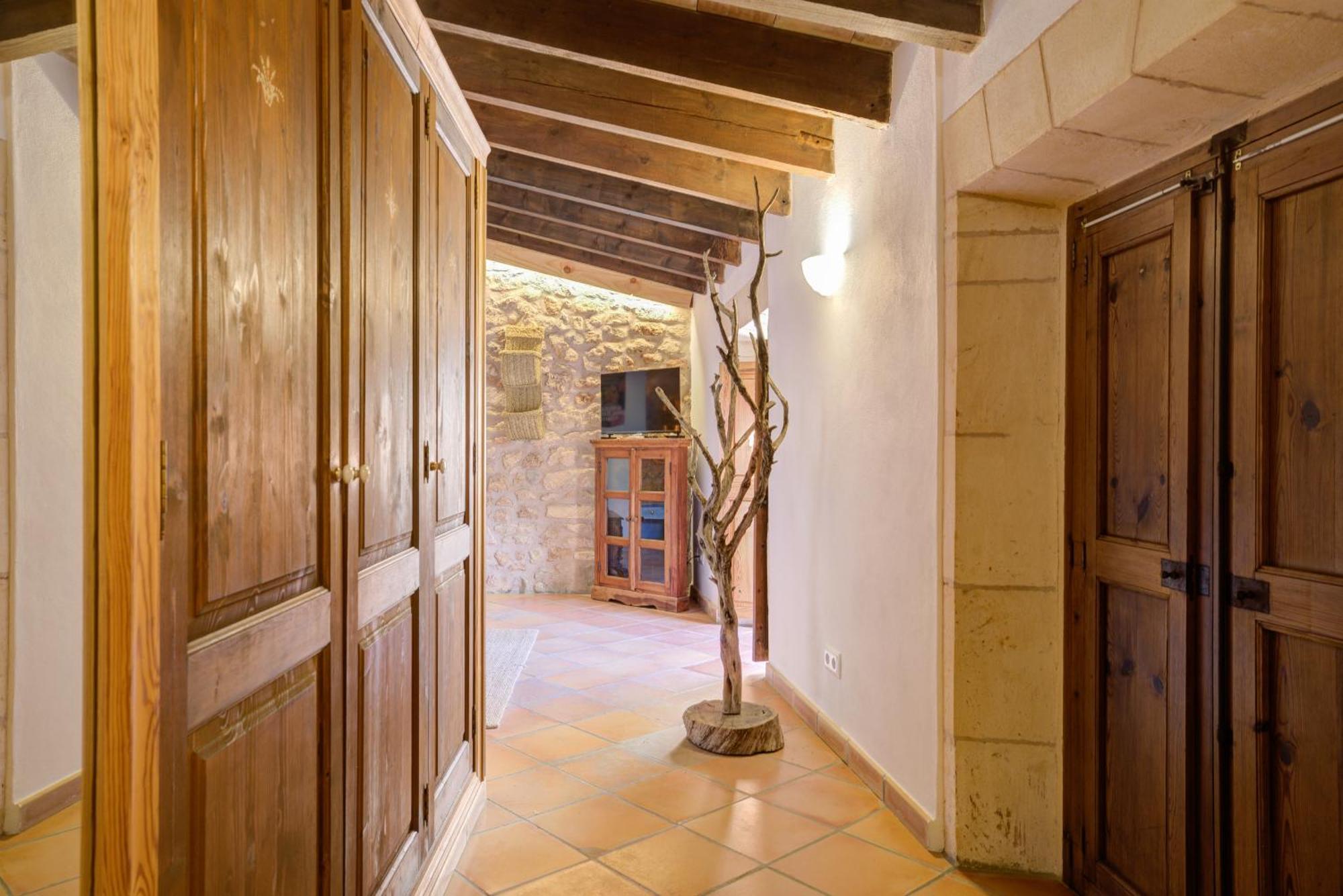Hotelet Can Oms Picasso By Rentallorca Petra  Extérieur photo